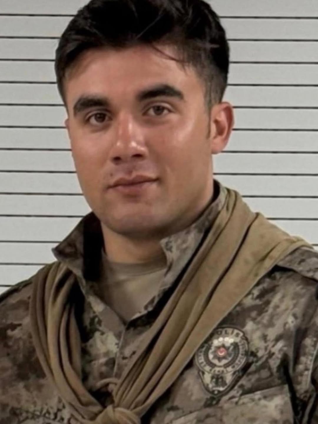 Şehit Polis Emre Albayrak'a Rahmet Diliyoruz