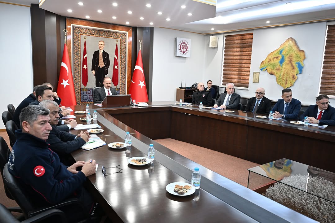 Isparta Valiliği'nden Davraz Kayak Merkezi Sezon Hazırlıkları Açıklaması