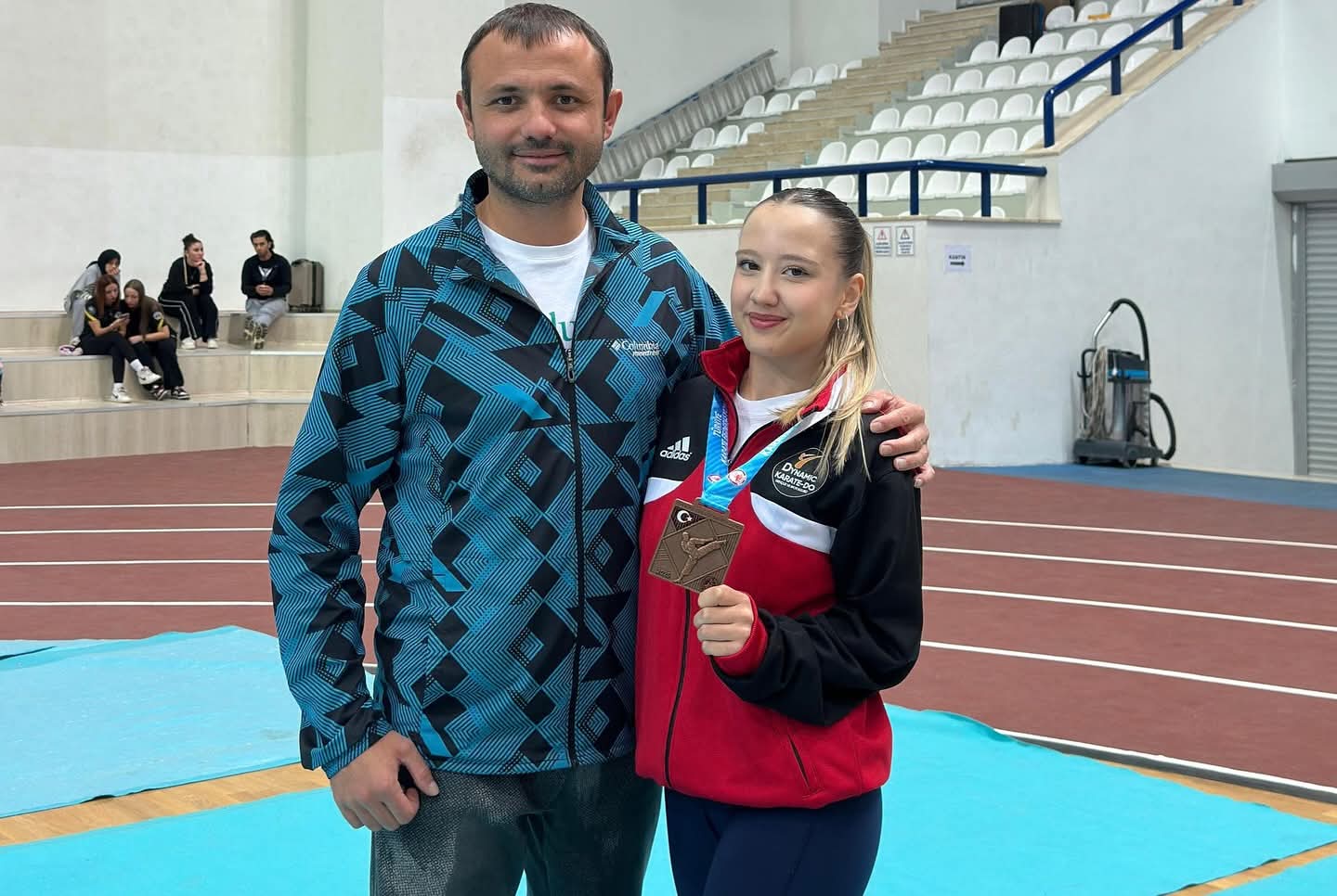Karate de Gururlandıran Başarı