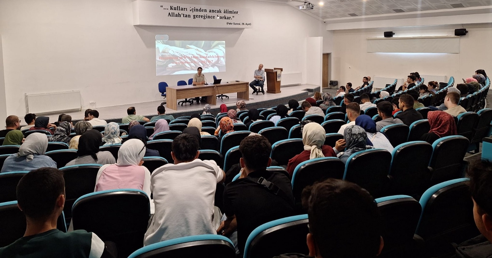 Davranışsal Bağımlılıkla Mücadele Eğitimleri Hız Kesmeden Devam Ediyor