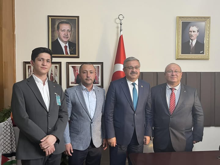 AK Parti Afyonkarahisar Milletvekili Yurdunuseven, TBMM'de Hemşehrilerini Ağırladı