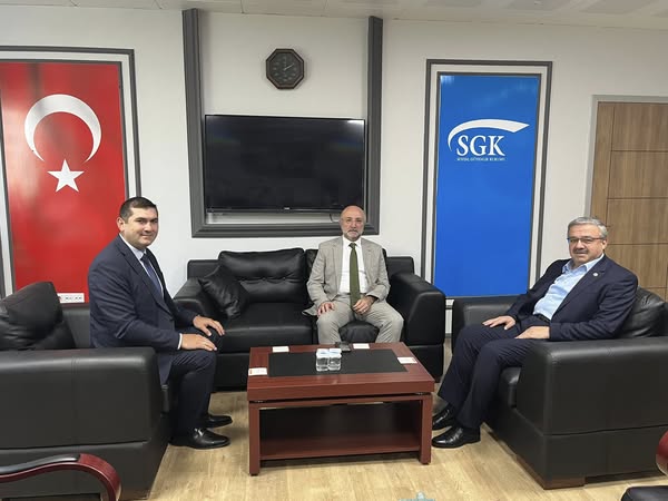 Afyonkarahisar SGK'ya Yeni Müdür Atandı: Süleyman Çelikbaş Göreve Başladı