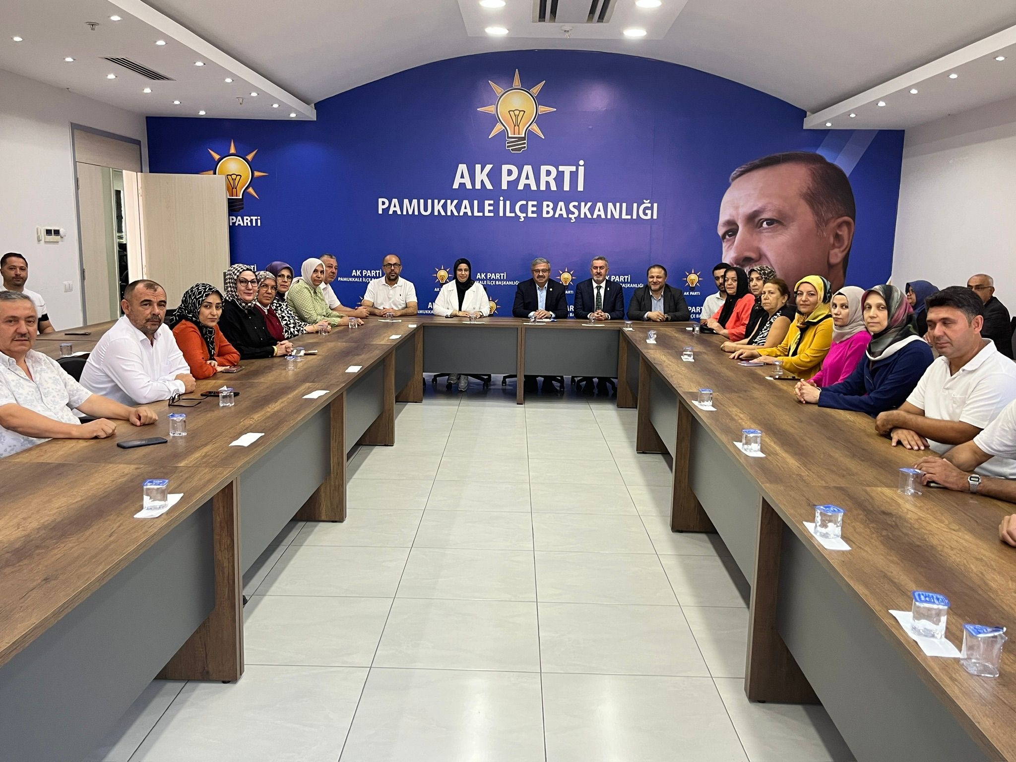 İBRAHİM YURDUNUSEVEN “TÜRKİYE BULUŞMALARI MİLLETLE KUCAKLAŞMADIR”