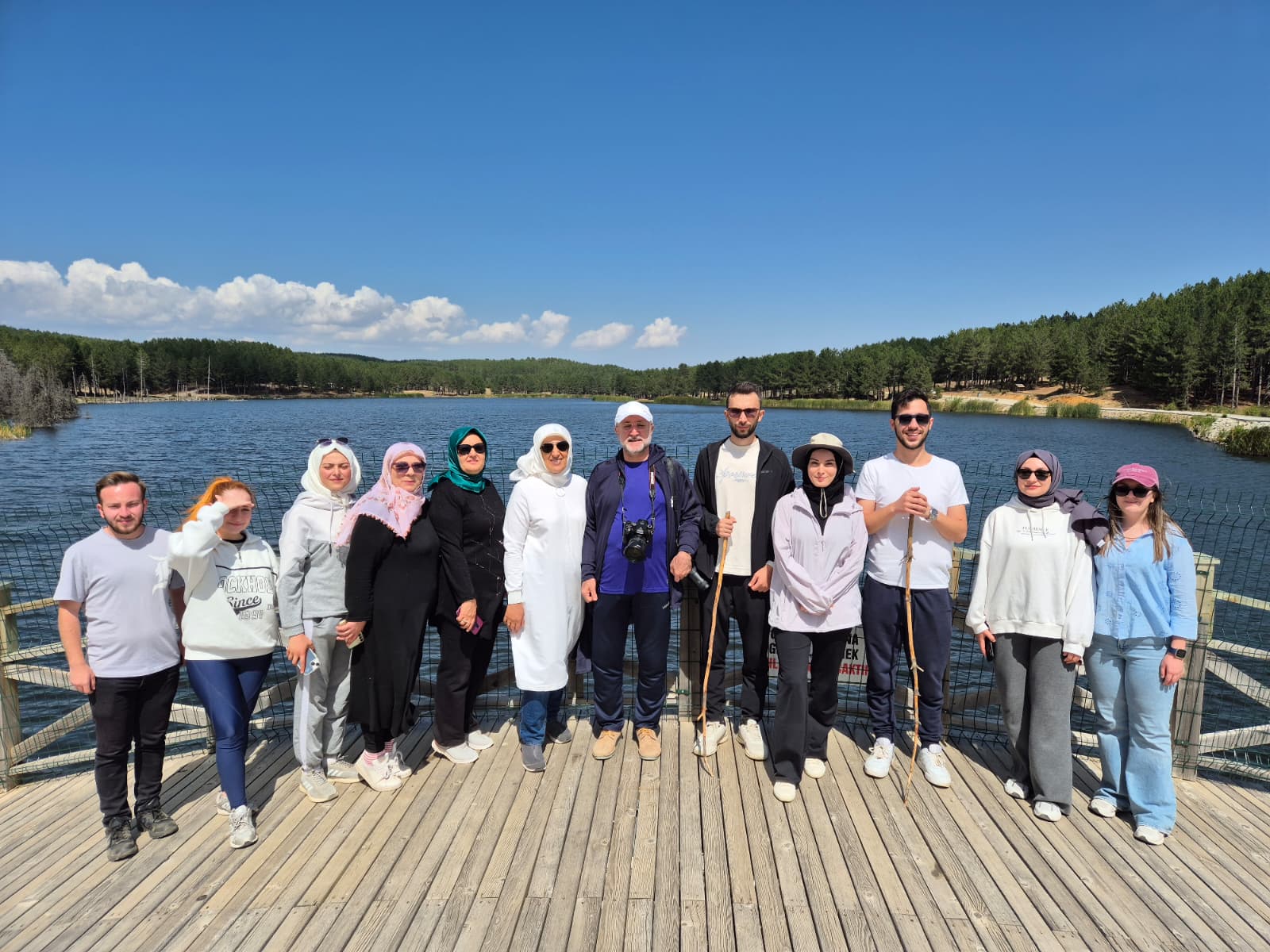 AK GENÇLERDEN DOĞA ODAKLI ETKİNLİK