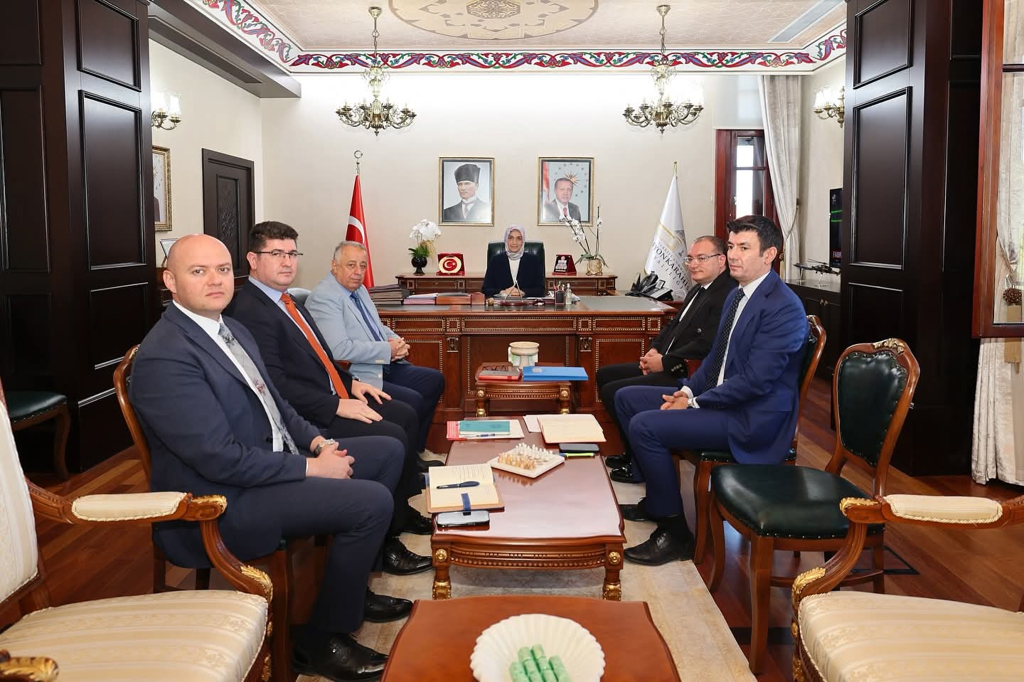 Vali Yiğitbaşı Başkanlığında Değerlendirme Toplantısı Gerçekleştirildi