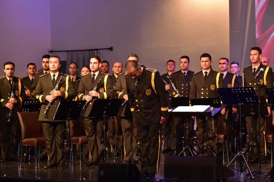 Armoni Mızıkası Afyonkarahisar’da konser verdi