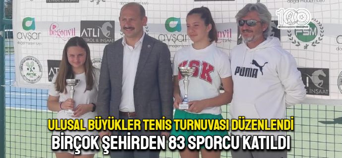 Afyonkarahisar’da Ulusal Büyükler Tenis Turnuvası Düzenlendi